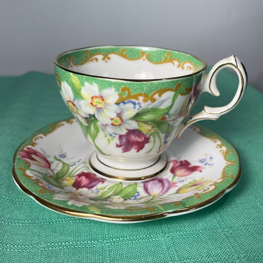 Bell Narcissus Cup & Saucer Floral Green England